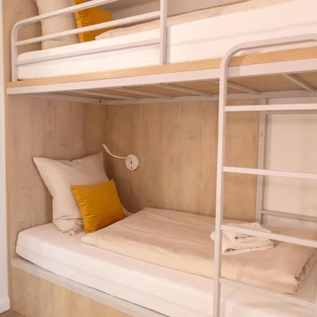 Fairschlafen Boutique Etagenbett Kombüse 0-12, Sauna, Fitness Neustadt in Holstein